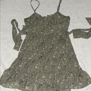 French Kiss Floral Green Sundress Dress EUC M